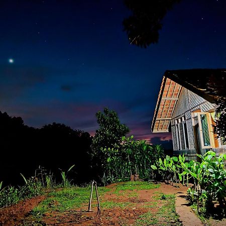 Farmstay Manangel Sindanglaka Esterno foto